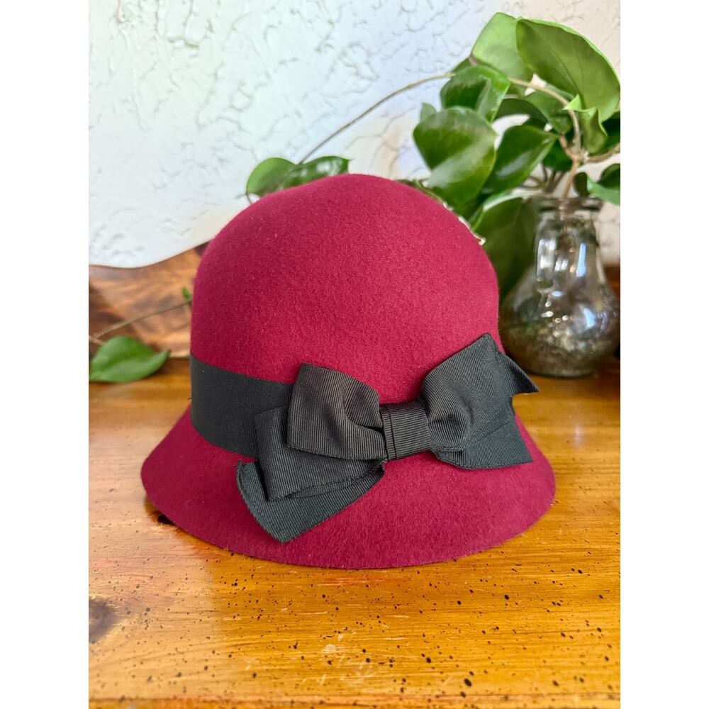Vintage Burgundy Cloche Hat Wool Felt Bow Accent Women’s San Diego Hat Company
